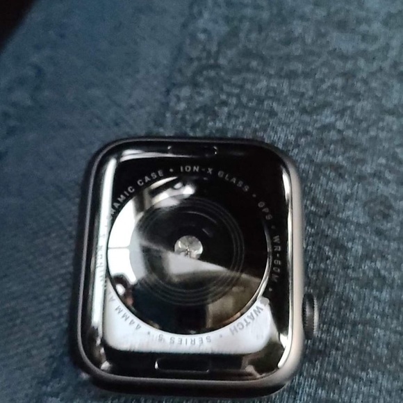Apple Watch - Picture 4 of 4